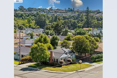 2107 Lessley Ave, Castro Valley, CA 94546 - Photo 53
