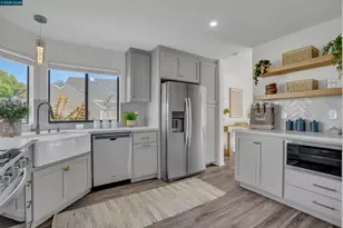 413 Dohrmann Ln, Pinole, CA 94564 - Photo 9