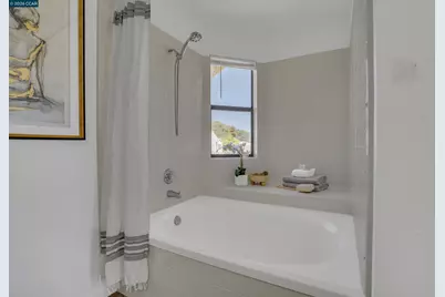 413 Dohrmann Ln, Pinole, CA 94564 - Photo 15