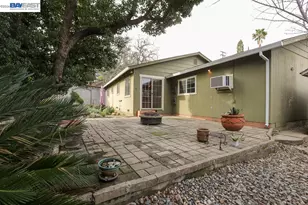 3345 Oakwood Pl, Redding, CA 96001 - Photo 11