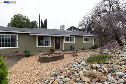3345 Oakwood Place, Redding, CA 96001 - Photo 5