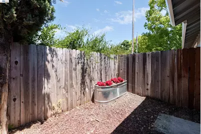 49 Okelley Way, Santa Rosa, CA 95403 - Photo 23