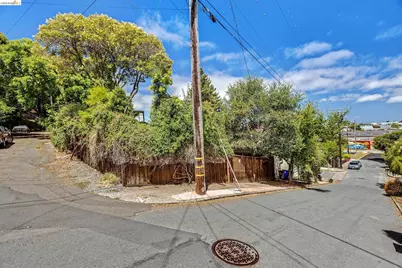 243 Nevada Ave, Richmond, CA 94801 - Photo 5