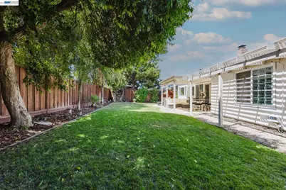 220 Yosemite Dr., Livermore, CA 94551 - Photo 17