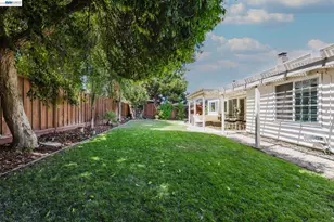 220 Yosemite Dr, Livermore, CA 94551 - Photo 17