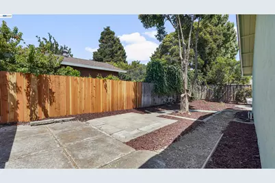 2435 Douglas St, Union City, CA 94587 - Photo 47