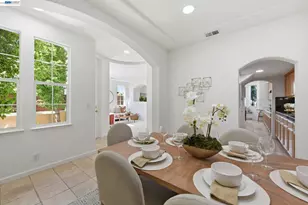 19475 Buren Pl, Castro Valley, CA 94552 - Photo 17