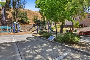 19475 Buren Pl, Castro Valley, CA 94552 - Photo 49
