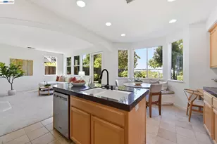 19475 Buren Pl, Castro Valley, CA 94552 - Photo 17