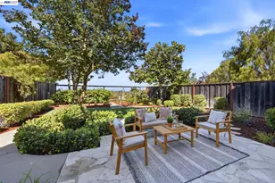 19475 Buren Pl, Castro Valley, CA 94552 - Photo 43