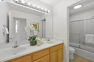 19475 Buren Pl, Castro Valley, CA 94552 - Photo 37