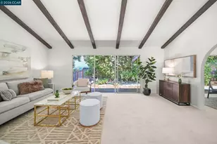 1085 Country Club Dr, Moraga, CA 94556 - Photo 11