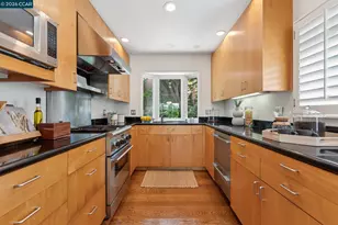 5821 Colton Blvd, Oakland, CA 94611 - Photo 15