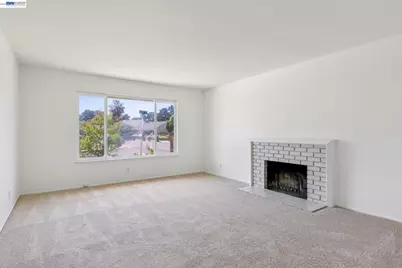 2884 Lyon Circle, Concord, CA 94518 - Photo 5
