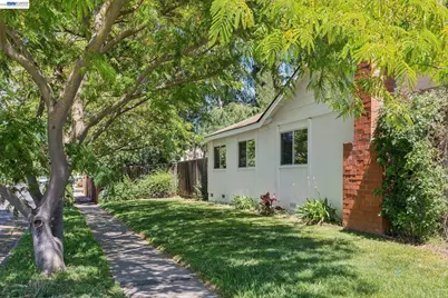 2884 Lyon Circle, Concord, CA 94518 - Photo 35