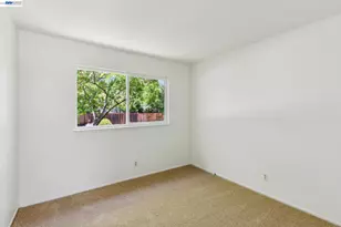 2884 Lyon Cir, Concord, CA 94518 - Photo 23