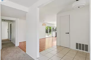 2884 Lyon Cir, Concord, CA 94518 - Photo 11