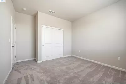 200 De Bord Dr, Tracy, CA 95376 - Photo 43