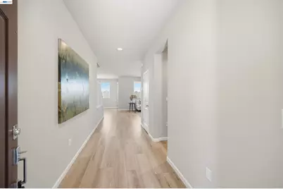 200 De Bord Dr, Tracy, CA 95376 - Photo 3