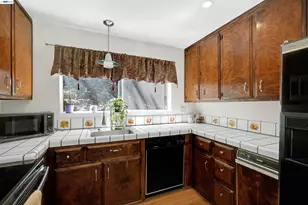 1743 Panda Way, Hayward, CA 94541 - Photo 21