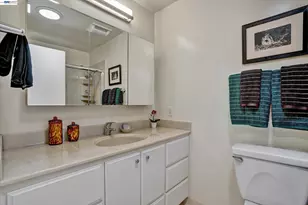 1175 Island Dr, Alameda, CA 94502 - Photo 31
