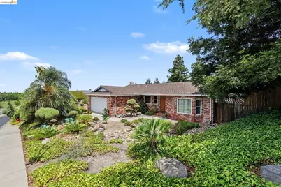 2366 Glendale Cir, Antioch, CA 94509 - Photo 3