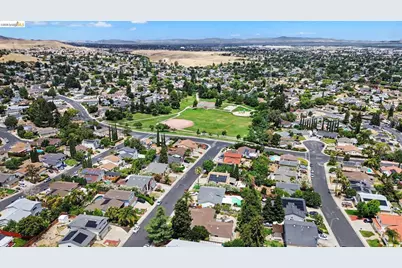 2366 Glendale Cir, Antioch, CA 94509 - Photo 31