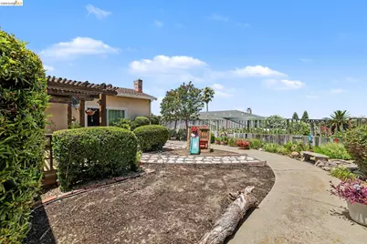 2366 Glendale Cir, Antioch, CA 94509 - Photo 29