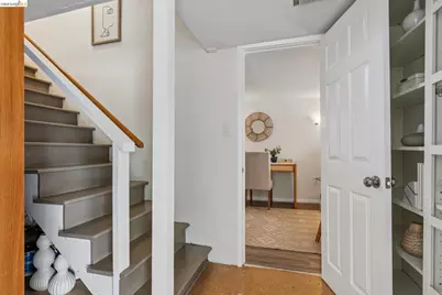 815 Portal Ave, Oakland, CA 94610 - Photo 43