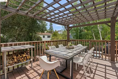 815 Portal Ave, Oakland, CA 94610 - Photo 47
