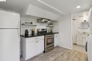 815 Portal Ave, Oakland, CA 94610 - Photo 37