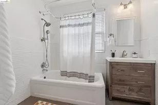 815 Portal Ave, Oakland, CA 94610 - Photo 27