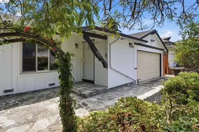 2337 Bentley Ct, Castro Valley, CA 94546 - Photo 3