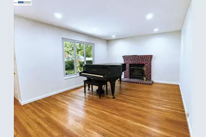2337 Bentley Ct, Castro Valley, CA 94546 - Photo 9