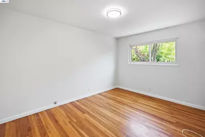 2337 Bentley Ct, Castro Valley, CA 94546 - Photo 11
