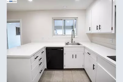 2337 Bentley Ct, Castro Valley, CA 94546 - Photo 33
