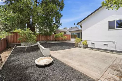 2337 Bentley Ct, Castro Valley, CA 94546 - Photo 39