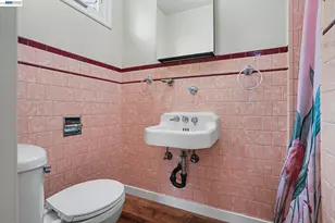 301 Lincoln Ave, Alameda, CA 94501 - Photo 21