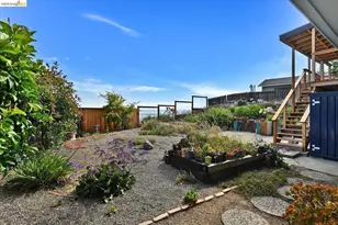 585 Crestmont Dr, Oakland, CA 94619 - Photo 55