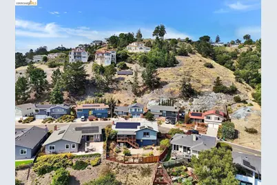 585 Crestmont Dr, Oakland, CA 94619 - Photo 61