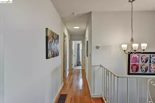 585 Crestmont Dr, Oakland, CA 94619 - Photo 17