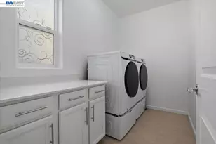 4003 Summit Dr, Tracy, CA 95377 - Photo 17