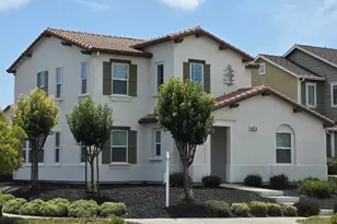 4003 Summit Dr, Tracy, CA 95377 - Photo 3