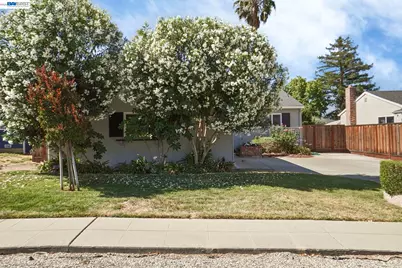 2765 Kennedy St, Livermore, CA 94551 - Photo 5