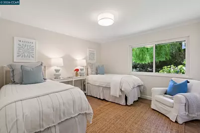 247 Corliss Dr, Moraga, CA 94556 - Photo 37