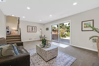 250 Melendez Avenue, Fremont, CA 94539 - Photo 17
