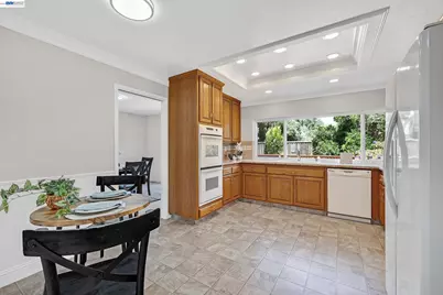 250 Melendez Avenue, Fremont, CA 94539 - Photo 13