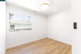 1377 Monterey St, Richmond, CA 94804 - Photo 17