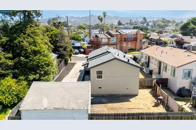 1377 Monterey St, Richmond, CA 94804 - Photo 37