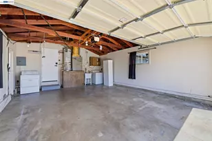 31070 Meadowbrook Ave, Hayward, CA 94544 - Photo 31